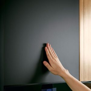 Schueller Designkueche mit Insel Schwarz mit matter Front